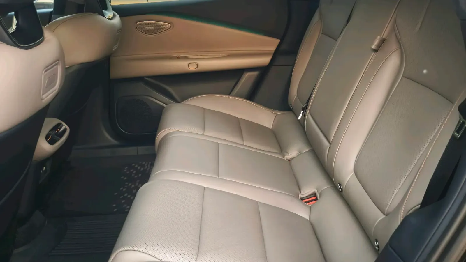 2025 JMC DaDao 2.3T 177HP L4 8AT,autocango,china used car exporter,china ev exporter,chinese used car exporter,chinese used ev exporter