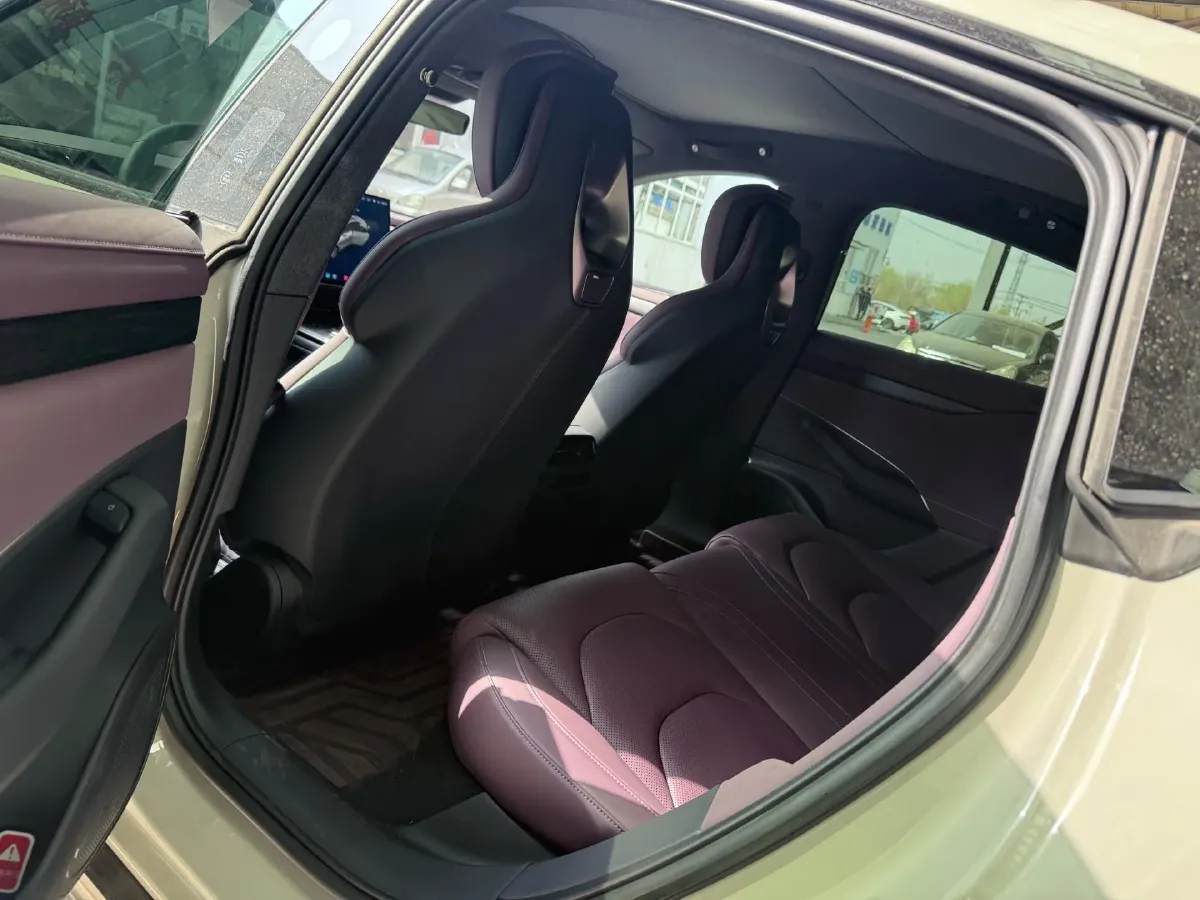 2024 MI SU7 BEV 94.3KWH,autocango,china used car exporter,china ev exporter,chinese used car exporter,chinese used ev exporter