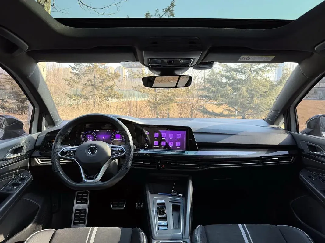 2023 Volkswagen Golf 1.4T 150HP L4 7DCT,autocango,china used car exporter,china ev exporter,chinese used car exporter,chinese used ev exporter