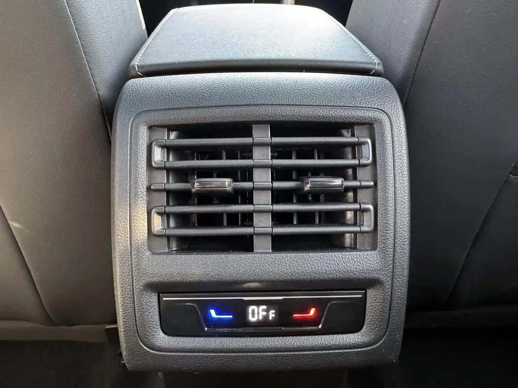 2023 Volkswagen Golf 1.4T 150HP L4 7DCT,autocango,china used car exporter,china ev exporter,chinese used car exporter,chinese used ev exporter