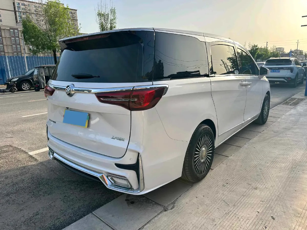 2020 Buick GL8 2.0T 237HP L4 9AT,autocango,china used car exporter,china ev exporter,chinese used car exporter,chinese used ev exporter