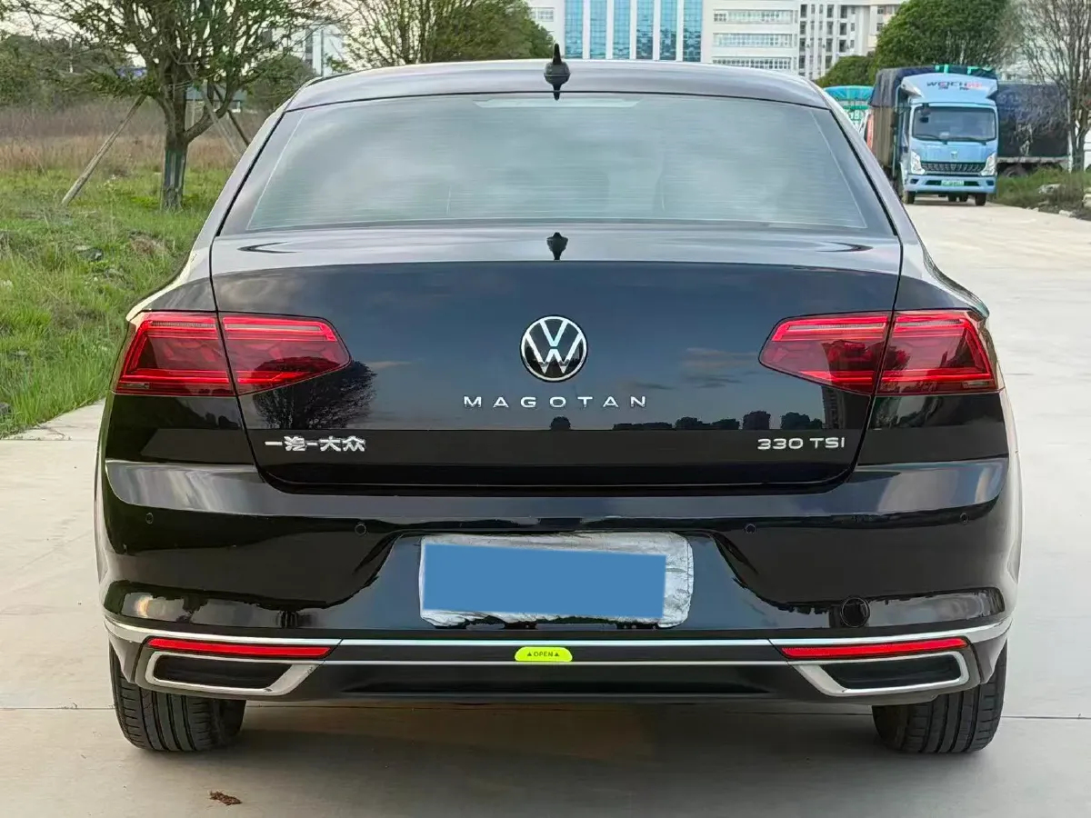2020 Volkswagen Magotan 2.0T 186HP L4 7DCT,autocango,china used car exporter,china ev exporter,chinese used car exporter,chinese used ev exporter