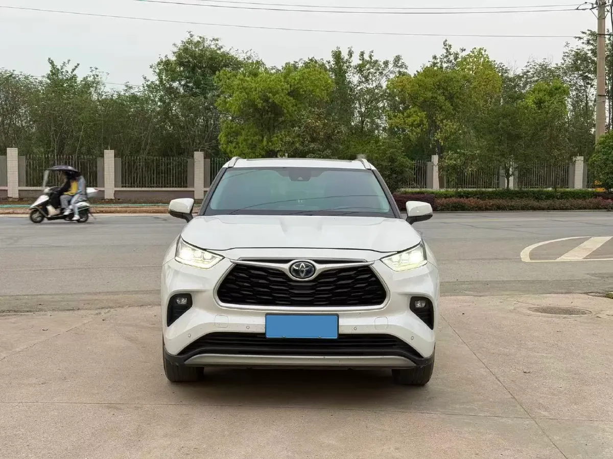 2022 Toyota Highlander 2.5L 192HP L4 E-CVT Hybrid,autocango,china used car exporter,china ev exporter,chinese used car exporter,chinese used ev exporter