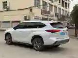 2022 Toyota Highlander 2.5L 192HP L4 E-CVT Hybrid