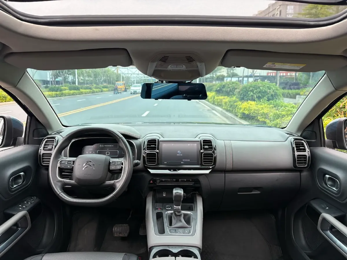 2019 Citroen C5 Aircross 1.6T 167HP L4 6AT,autocango,china used car exporter,china ev exporter,chinese used car exporter,chinese used ev exporter