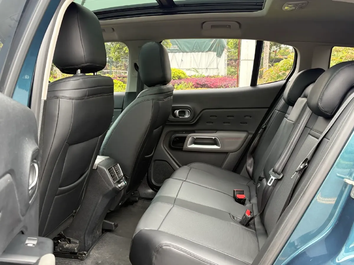 2019 Citroen C5 Aircross 1.6T 167HP L4 6AT,autocango,china used car exporter,china ev exporter,chinese used car exporter,chinese used ev exporter