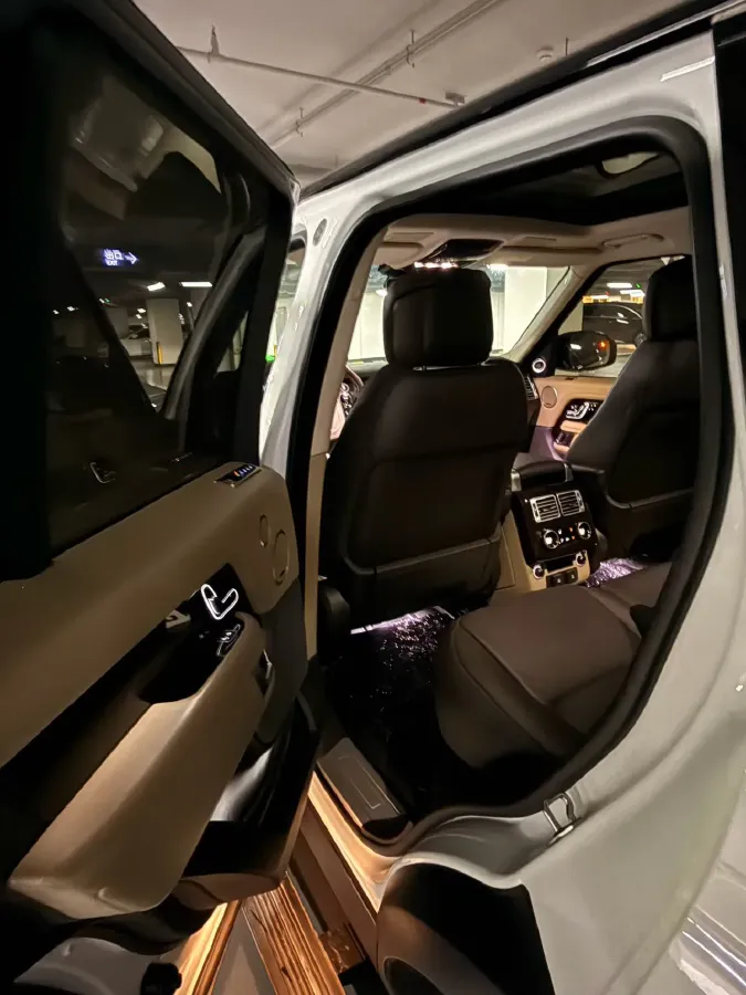 2020 Land Rover Range Rover 3.0T 360HP L6 8AT,autocango,china used car exporter,china ev exporter,chinese used car exporter,chinese used ev exporter