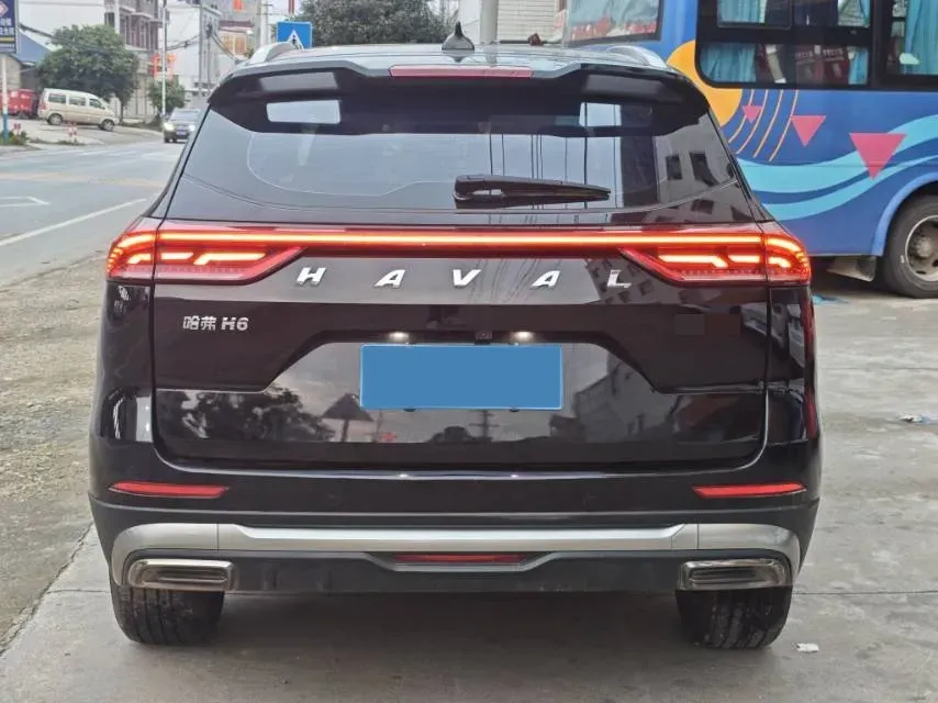 2021 Haval H6 1.5T 169HP L4 7DCT,autocango,china used car exporter,china ev exporter,chinese used car exporter,chinese used ev exporter