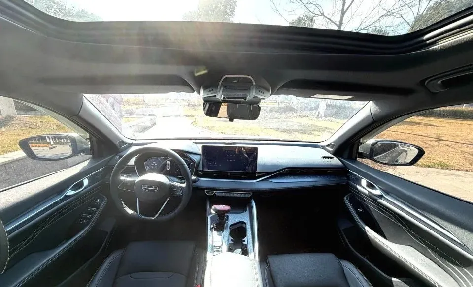 2024 Geely Preface 1.5T 181HP L4 7DCT,autocango,china used car exporter,china ev exporter,chinese used car exporter,chinese used ev exporter