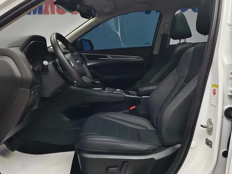 2019 Haval F7 2.0T 197HP L4 7DCT,autocango,china used car exporter,china ev exporter,chinese used car exporter,chinese used ev exporter