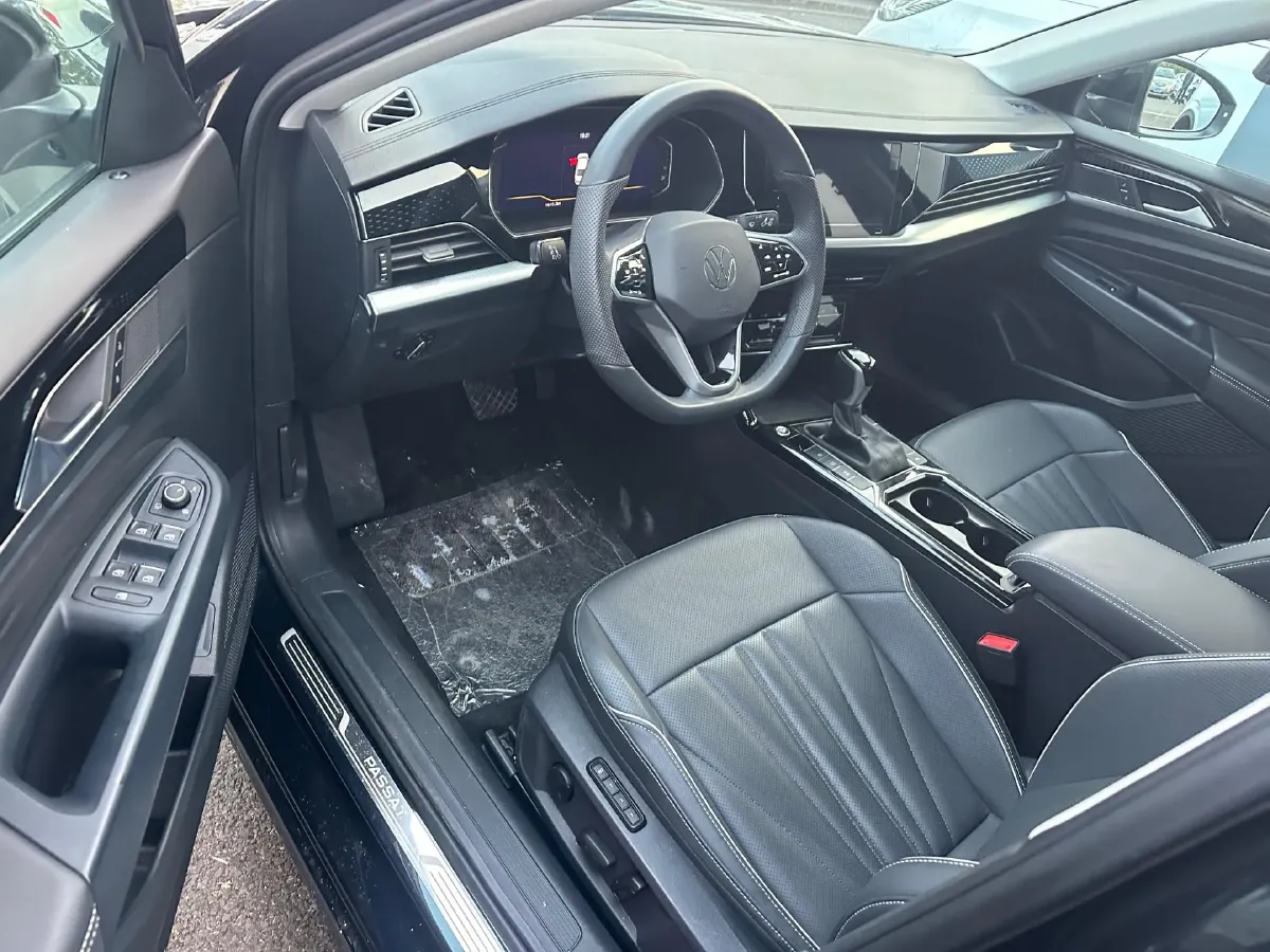 2023 Volkswagen Passat 2.0T 186HP L4 7DCT,autocango,china used car exporter,china ev exporter,chinese used car exporter,chinese used ev exporter