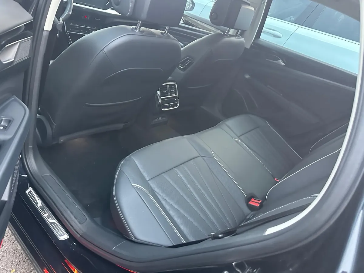 2023 Volkswagen Passat 2.0T 186HP L4 7DCT,autocango,china used car exporter,china ev exporter,chinese used car exporter,chinese used ev exporter