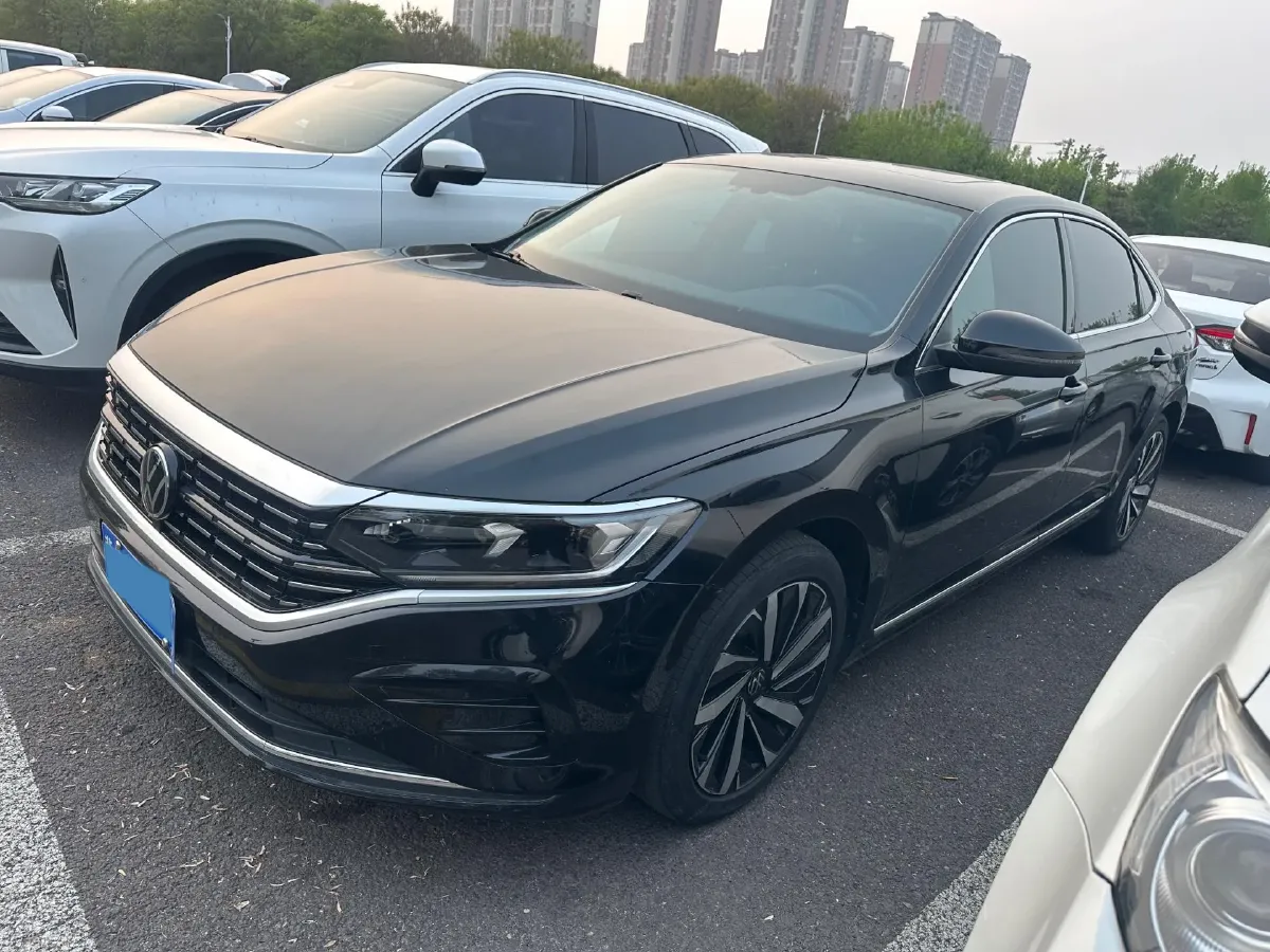 2023 Volkswagen Passat 2.0T 186HP L4 7DCT,autocango,china used car exporter,china ev exporter,chinese used car exporter,chinese used ev exporter