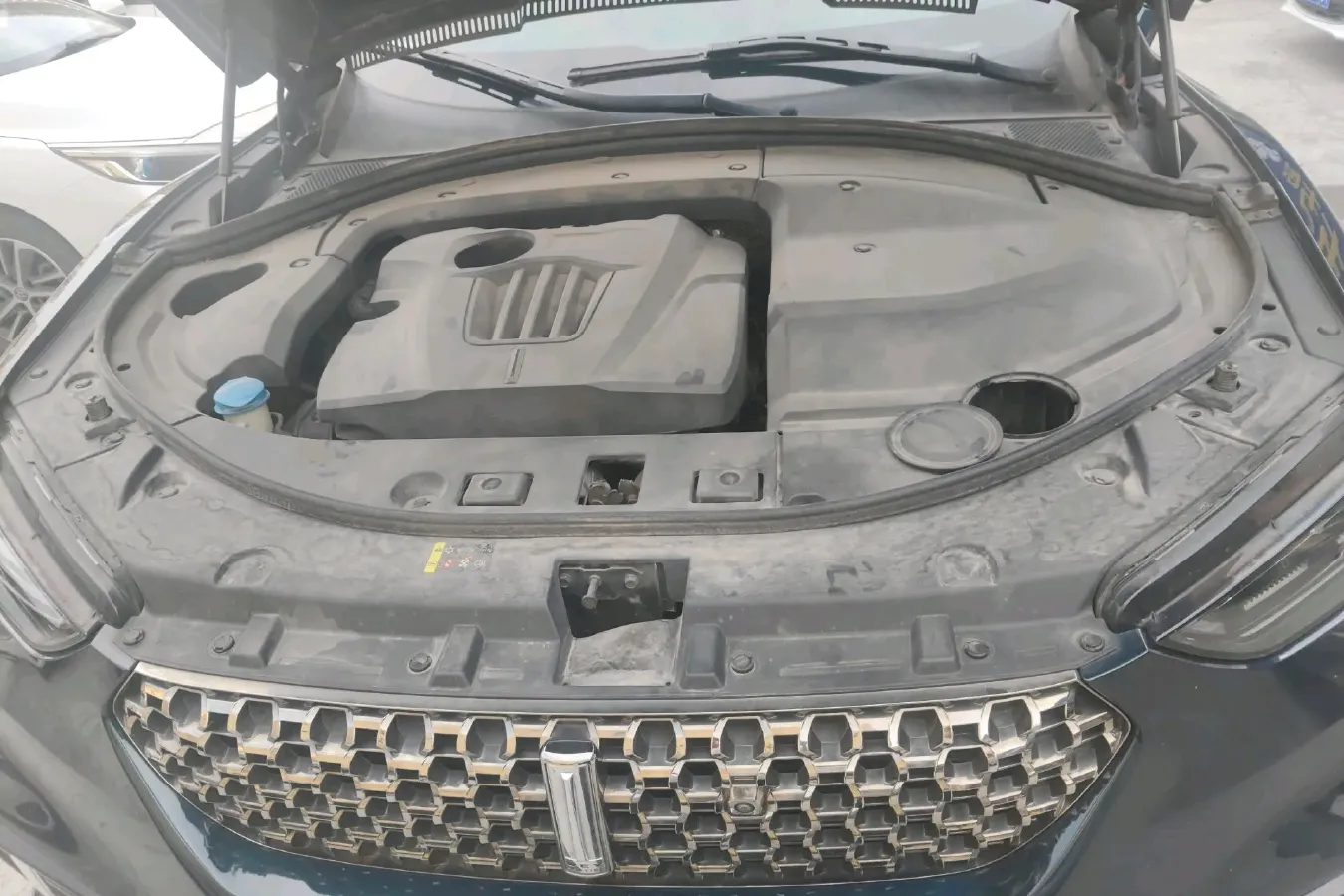 2020 WEY VV7 2.0T 227HP L4 7DCT,autocango,china used car exporter,china ev exporter,chinese used car exporter,chinese used ev exporter