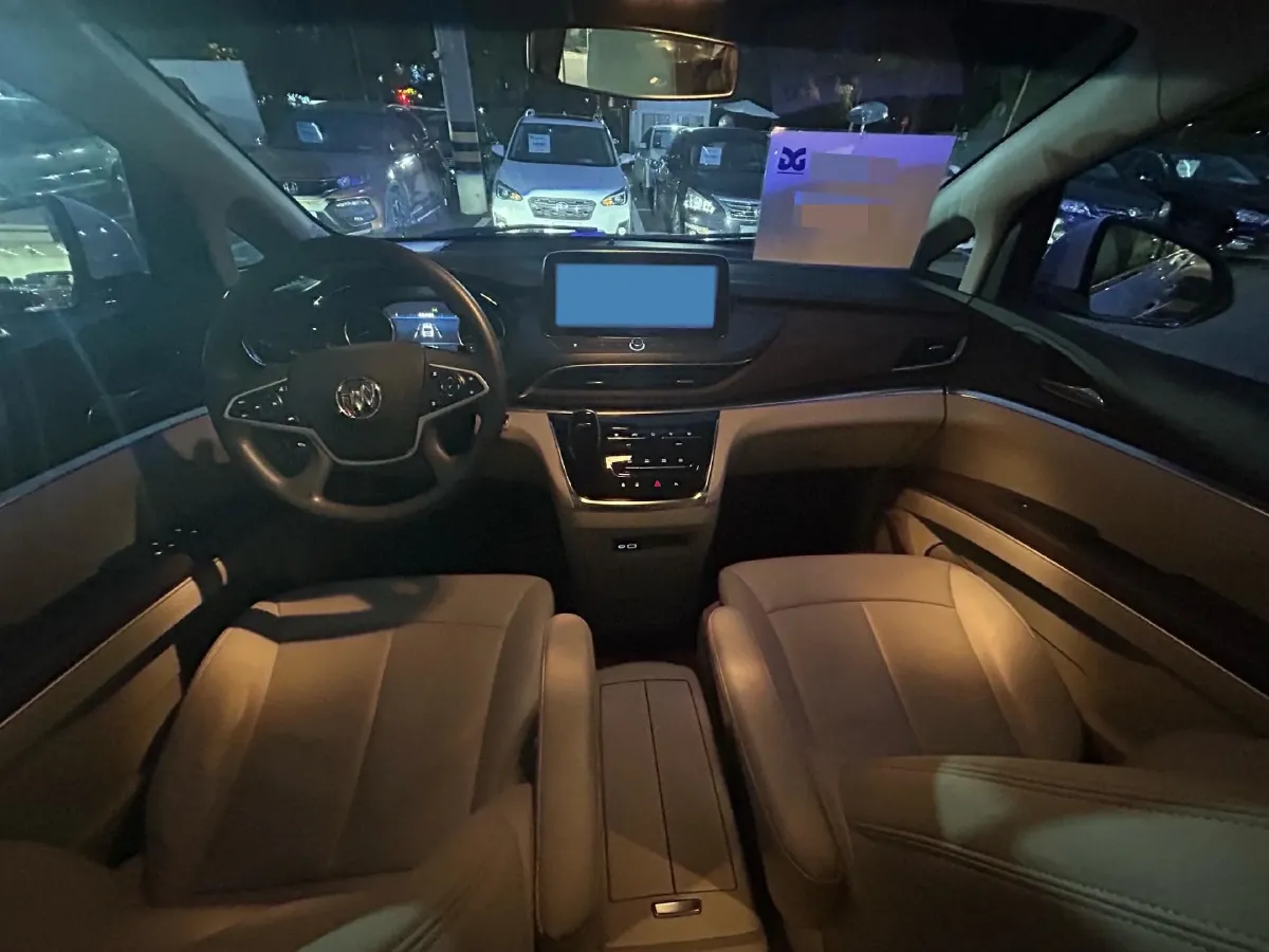 2023 Buick GL8 2.0T 237HP L4 9AT,autocango,china used car exporter,china ev exporter,chinese used car exporter,chinese used ev exporter