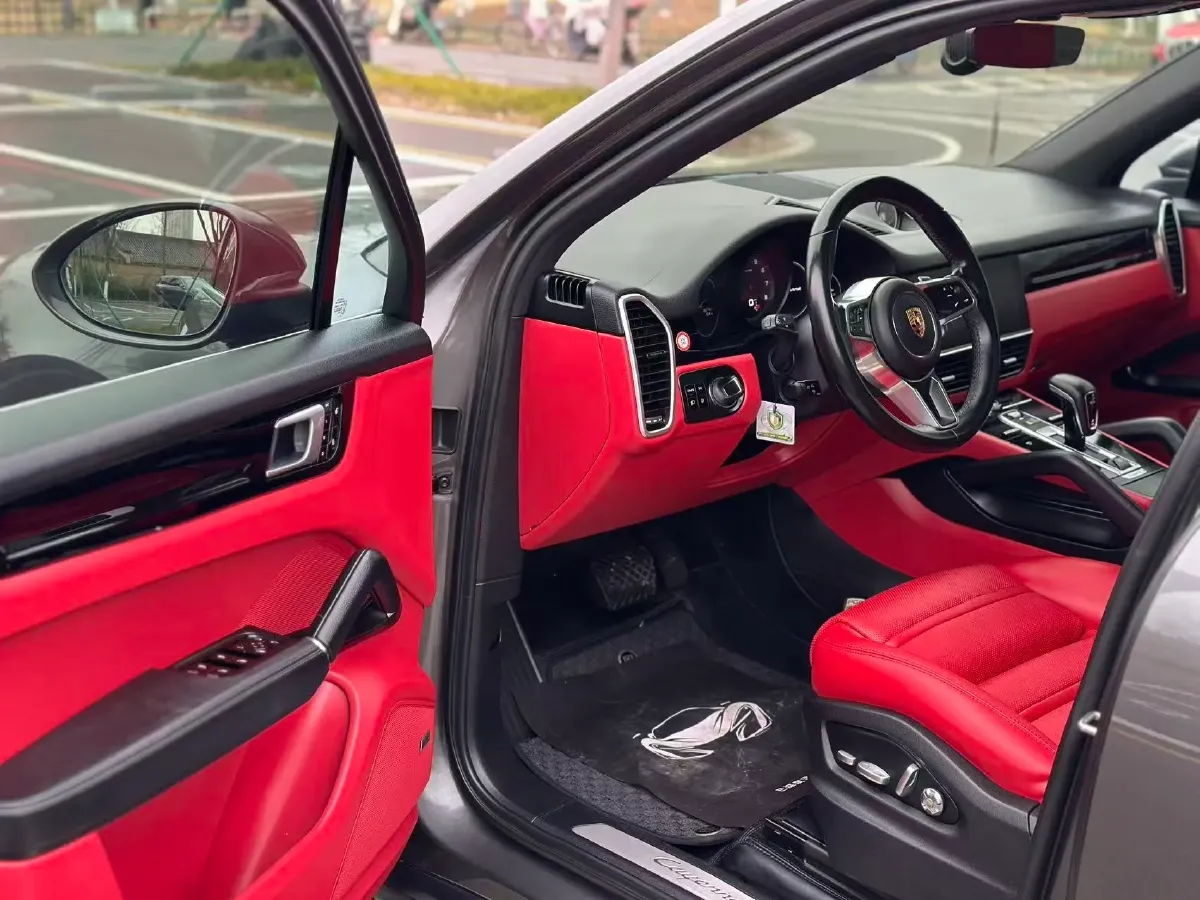 2018 Porsche Cayenne 3.0T 340HP V6 8AT,autocango,china used car exporter,china ev exporter,chinese used car exporter,chinese used ev exporter