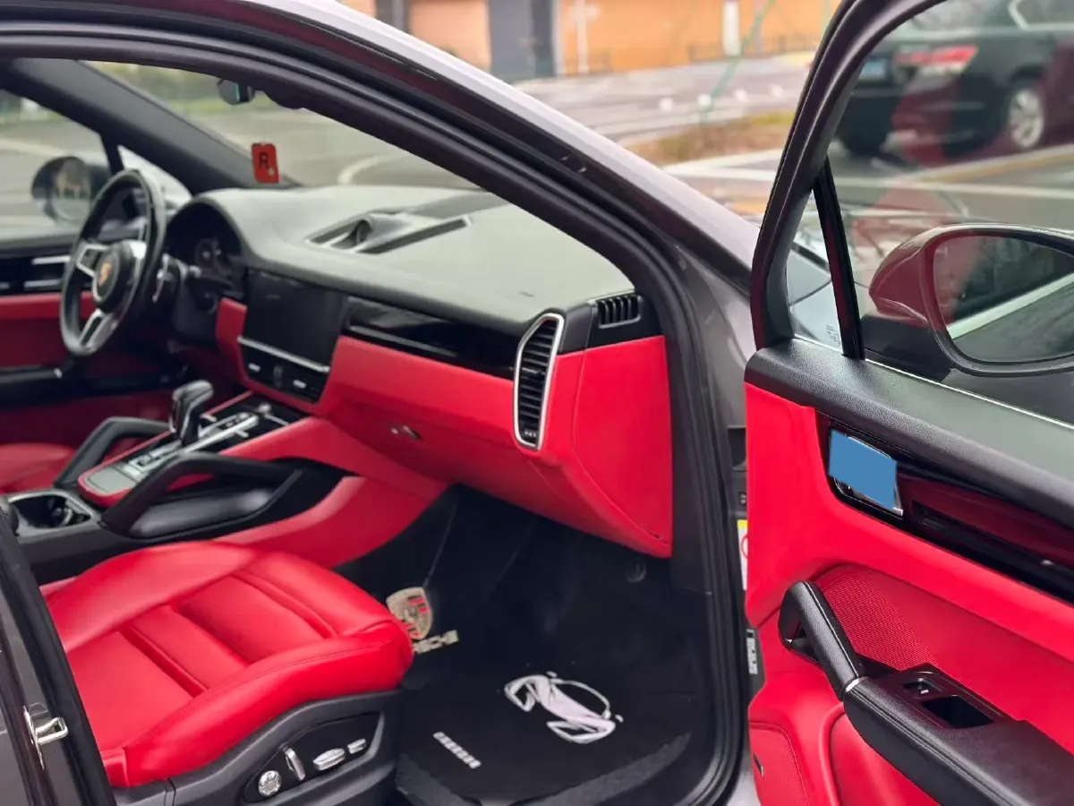 2018 Porsche Cayenne 3.0T 340HP V6 8AT,autocango,china used car exporter,china ev exporter,chinese used car exporter,chinese used ev exporter