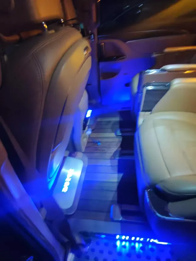 2020 Buick GL8 2.0T 237HP L4 9AT,autocango,china used car exporter,china ev exporter,chinese used car exporter,chinese used ev exporter