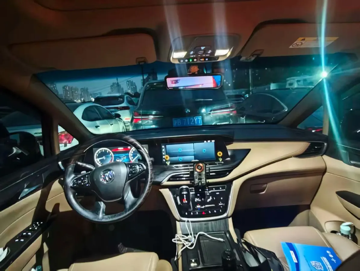 2020 Buick GL8 2.0T 237HP L4 9AT,autocango,china used car exporter,china ev exporter,chinese used car exporter,chinese used ev exporter