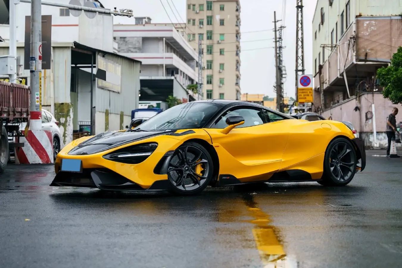 2017 McLaren 720S 4.0T 720HP V8 7DCT,autocango,china used car exporter,china ev exporter,chinese used car exporter,chinese used ev exporter