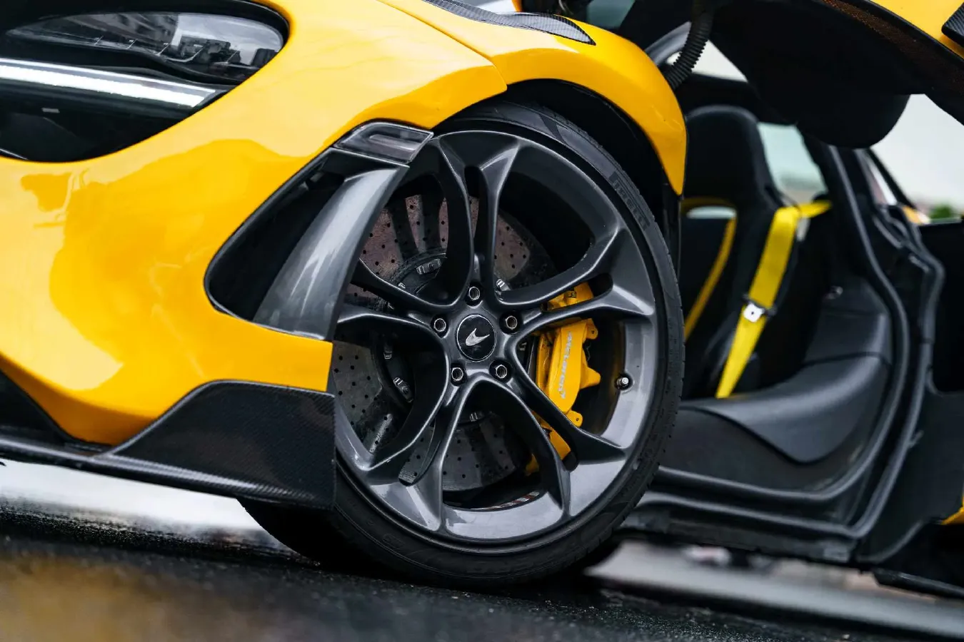 2017 McLaren 720S 4.0T 720HP V8 7DCT,autocango,china used car exporter,china ev exporter,chinese used car exporter,chinese used ev exporter