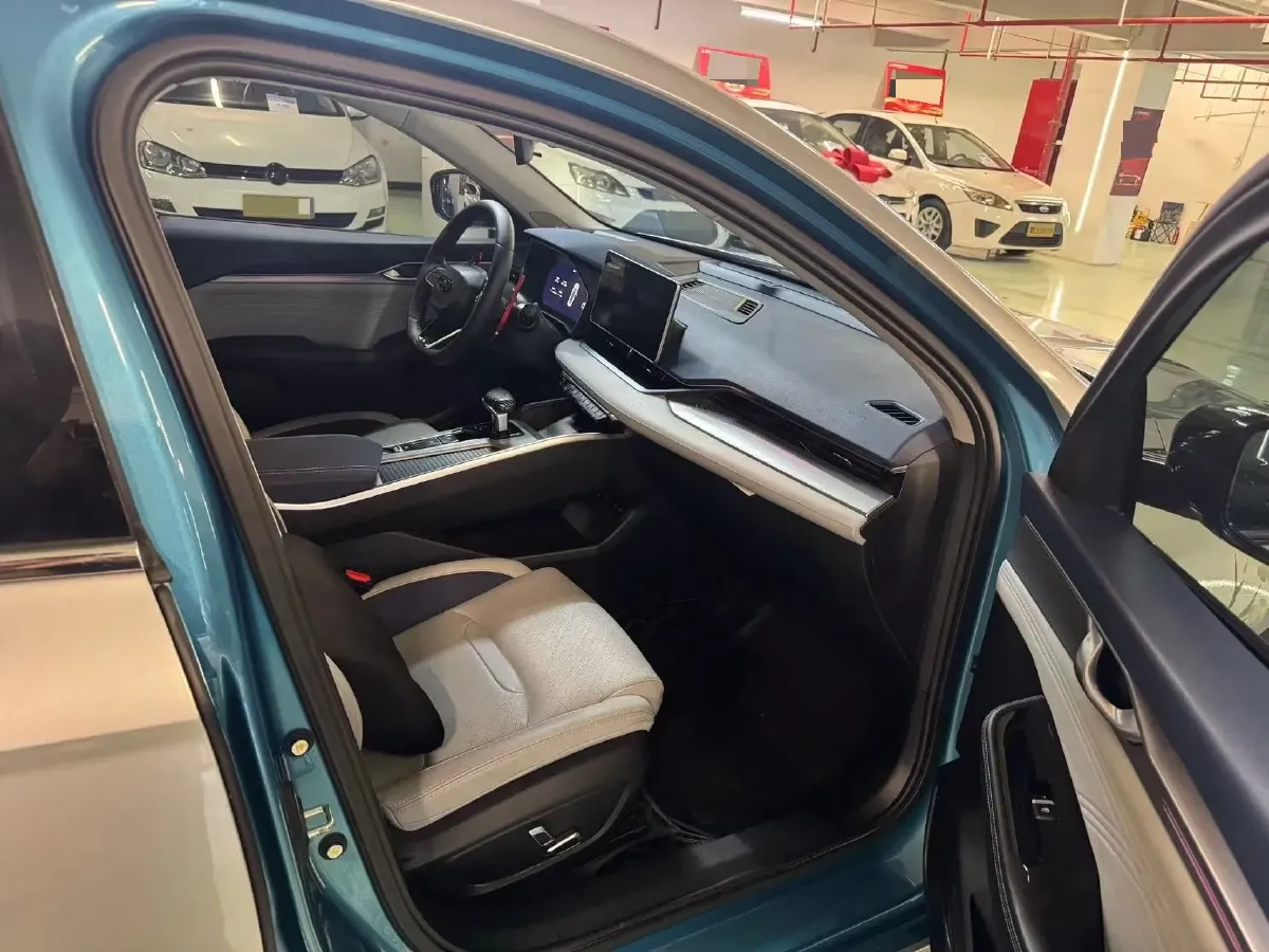 2021 Geely Preface 2.0T 190HP L4 7DCT,autocango,china used car exporter,china ev exporter,chinese used car exporter,chinese used ev exporter