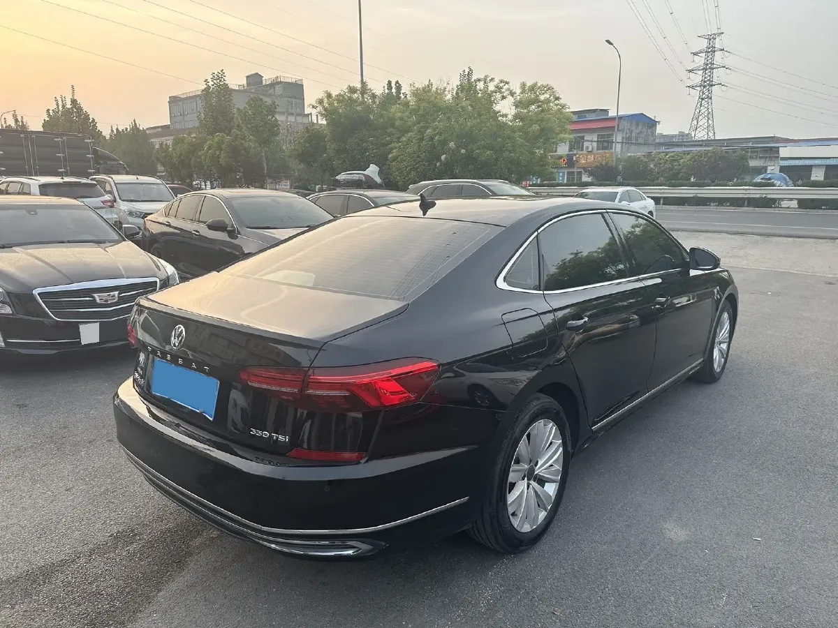 2020 Volkswagen Passat 2.0T 186HP L4 7DCT,autocango,china used car exporter,china ev exporter,chinese used car exporter,chinese used ev exporter