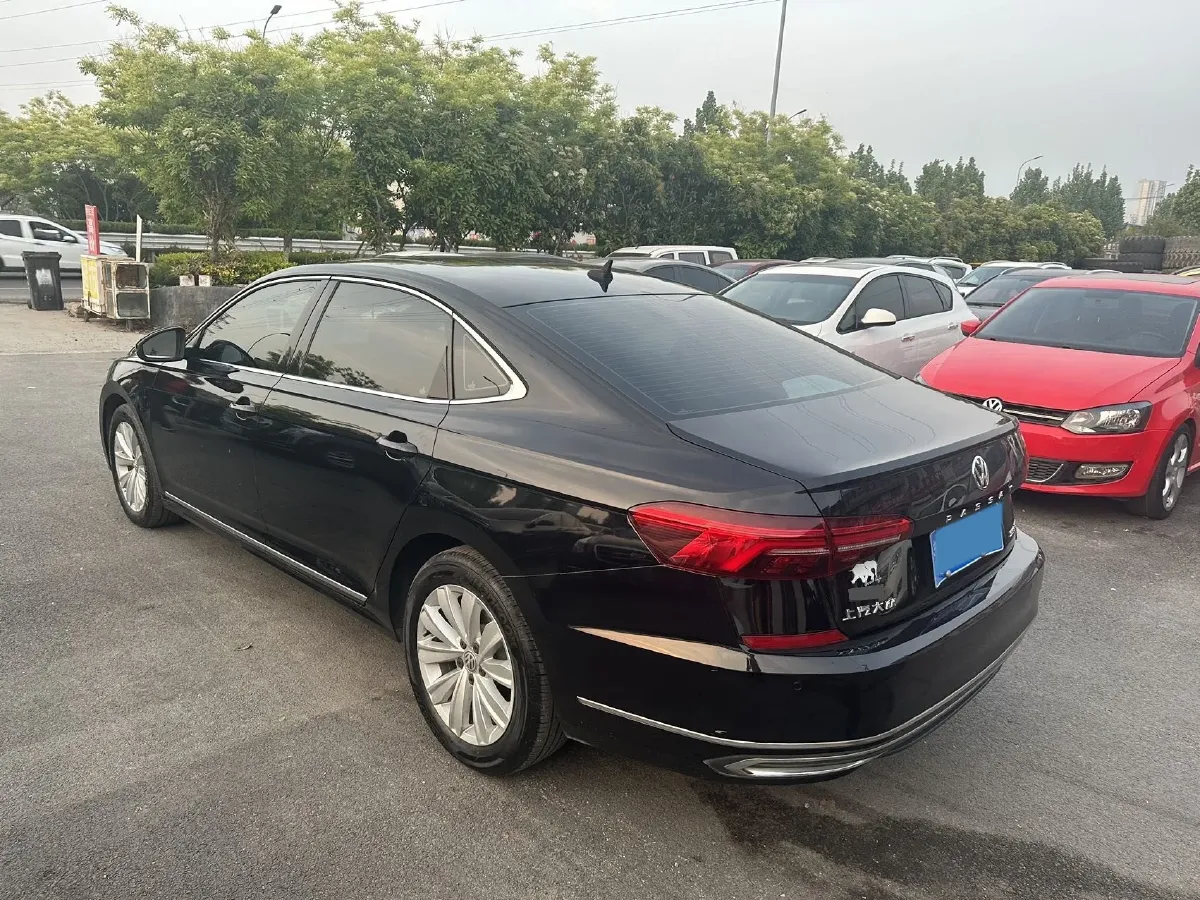 2020 Volkswagen Passat 2.0T 186HP L4 7DCT,autocango,china used car exporter,china ev exporter,chinese used car exporter,chinese used ev exporter