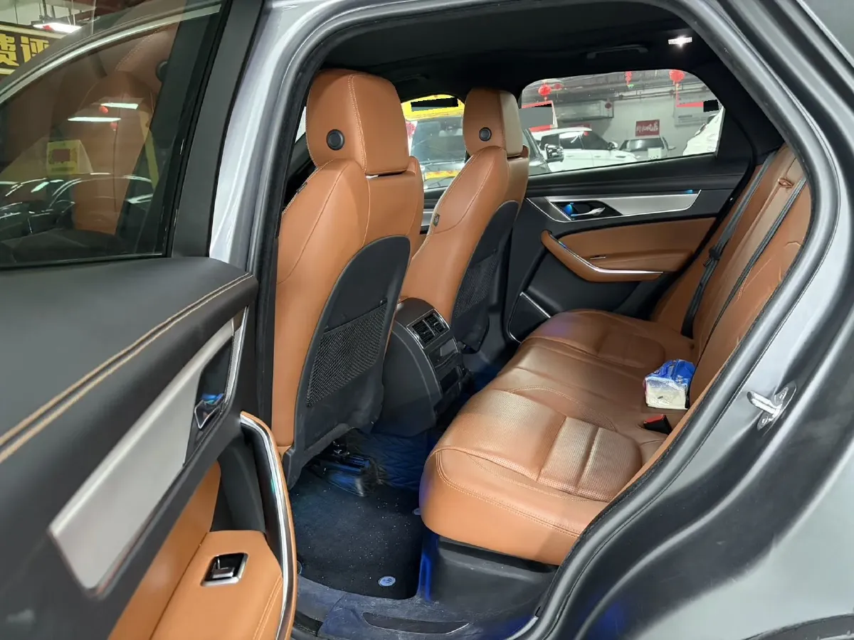 2022 Jaguar F-PACE 2.0T 250HP L4 8AT,autocango,china used car exporter,china ev exporter,chinese used car exporter,chinese used ev exporter