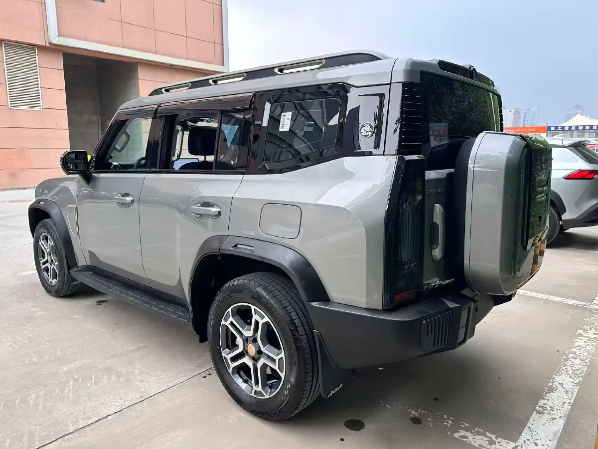 2025 Jetour Traveller 1.5T 184HP L4 7DCT,autocango,china used car exporter,china ev exporter,chinese used car exporter,chinese used ev exporter