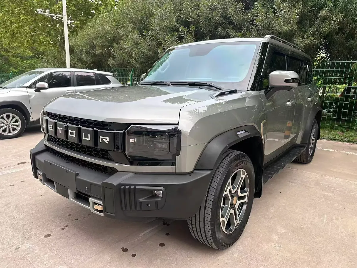 2025 Jetour Traveller 1.5T 184HP L4 7DCT,autocango,china used car exporter,china ev exporter,chinese used car exporter,chinese used ev exporter