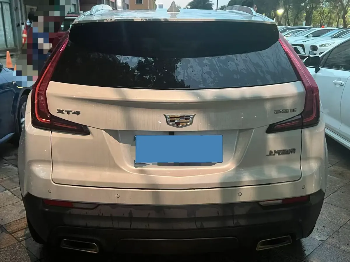 2020 Cadillac XT4 2.0T 241HP L4 9AT,autocango,china used car exporter,china ev exporter,chinese used car exporter,chinese used ev exporter