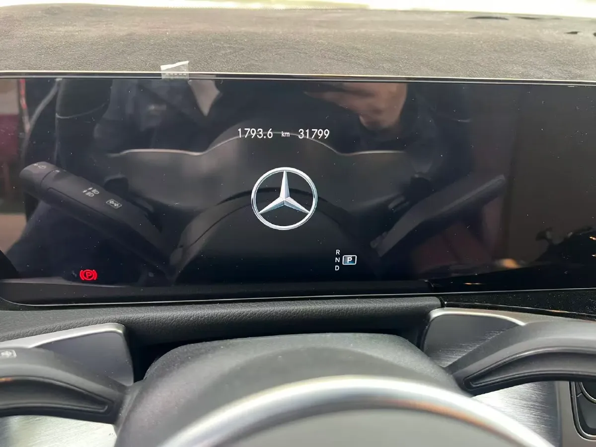 2023 Mercedes-Benz GLB Class 2.0T 190HP L4 8DCT,autocango,china used car exporter,china ev exporter,chinese used car exporter,chinese used ev exporter