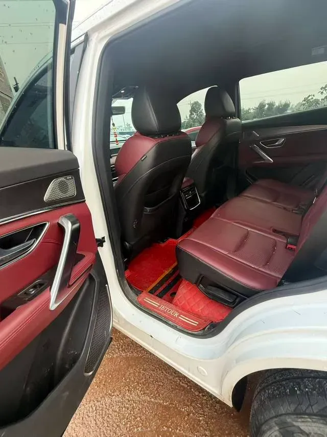 2021 Haval H6 Coupe 1.5T 169HP L4 7DCT,autocango,china used car exporter,china ev exporter,chinese used car exporter,chinese used ev exporter