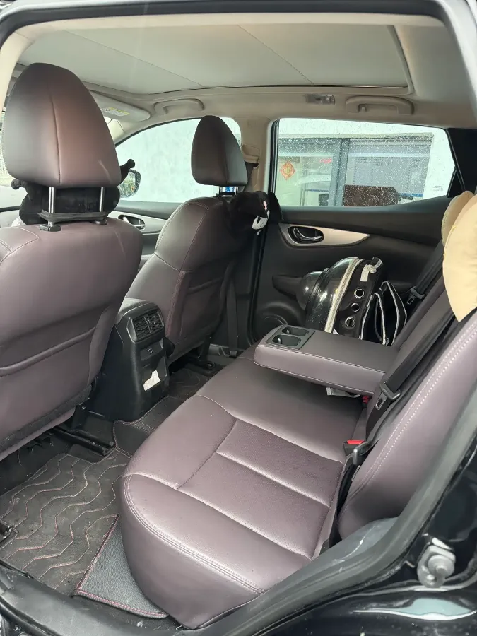 2022 Nissan Qashqai 2.0L 151HP L4 CVT,autocango,china used car exporter,china ev exporter,chinese used car exporter,chinese used ev exporter