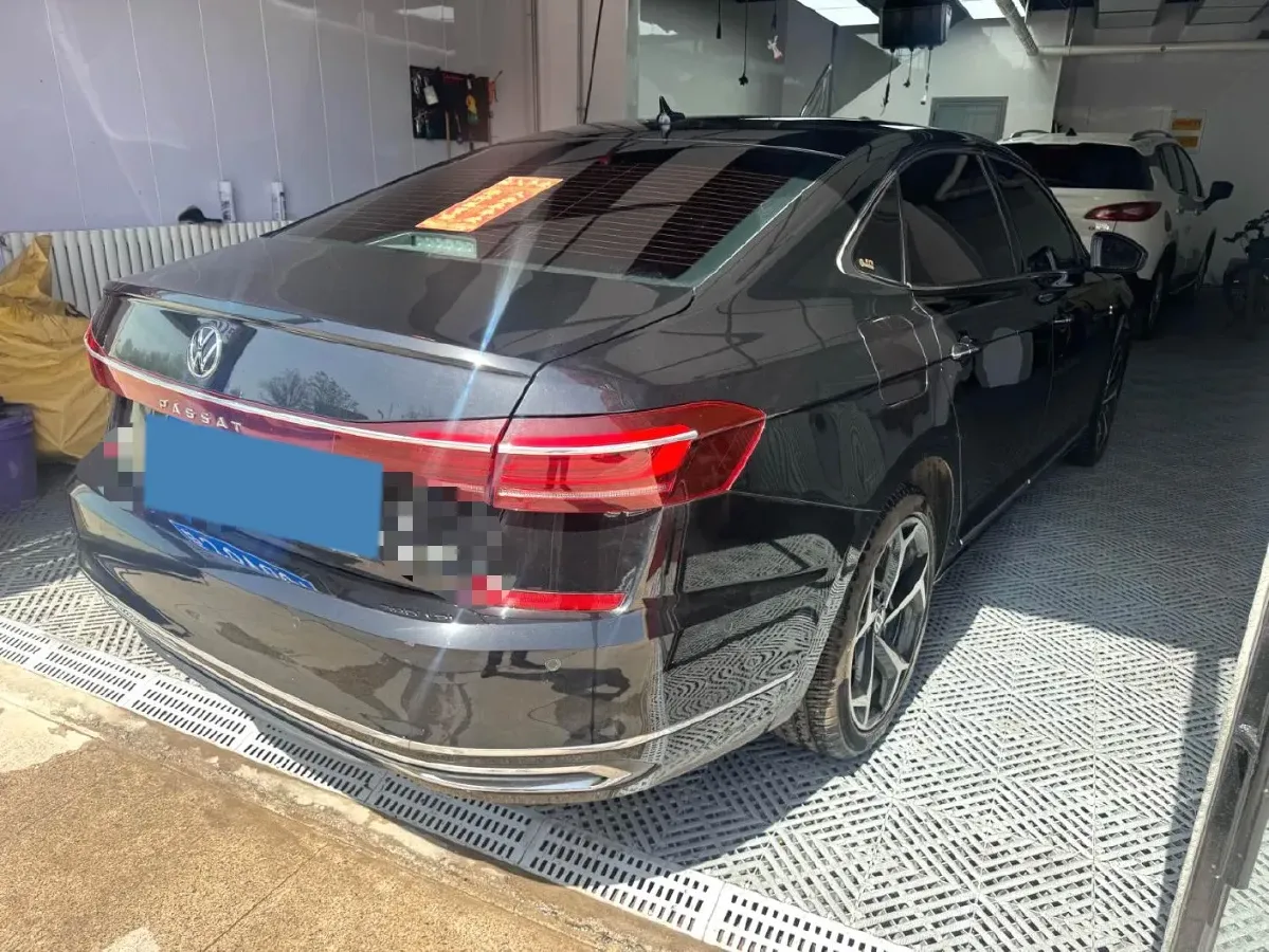 2023 Volkswagen Passat 2.0T 186HP L4 7DCT,autocango,china used car exporter,china ev exporter,chinese used car exporter,chinese used ev exporter