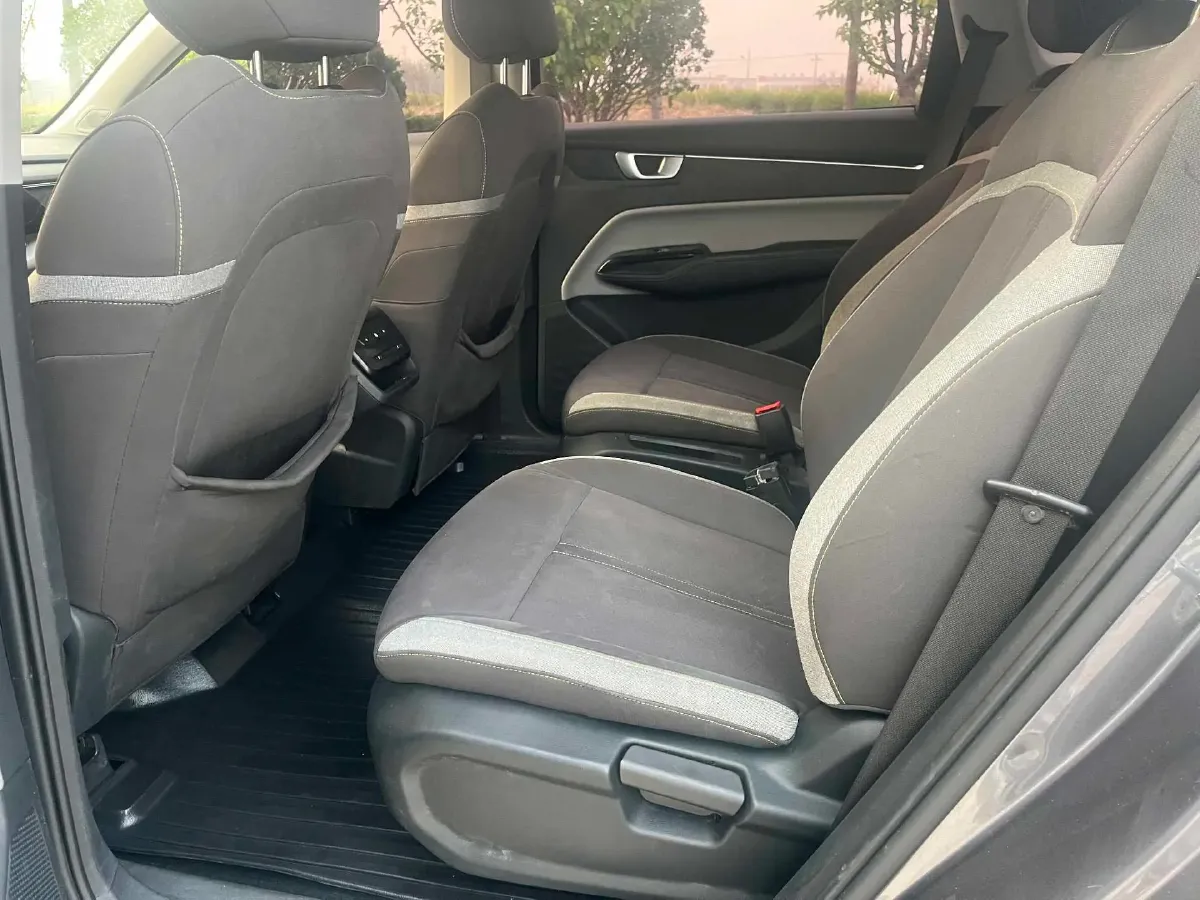 2020 WuLing KaiJie 1.5T 147HP L4 CVT,autocango,china used car exporter,china ev exporter,chinese used car exporter,chinese used ev exporter