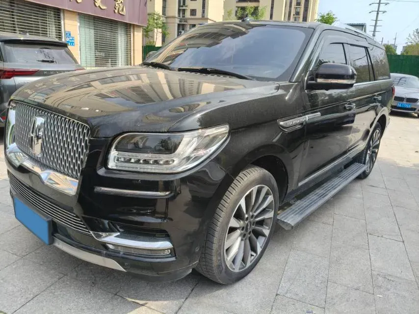 2019 Lincoln Navigator 3.5T 388HP V6 10AT,autocango,china used car exporter,china ev exporter,chinese used car exporter,chinese used ev exporter
