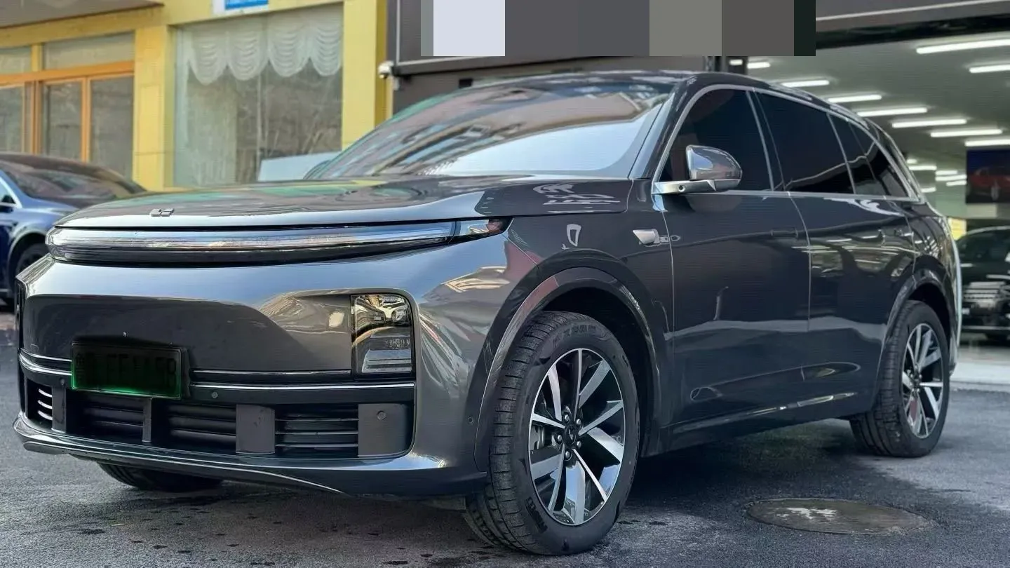 2023 Li L7 Range Extended 154HP REEV 40.9KWH,autocango,china used car exporter,china ev exporter,chinese used car exporter,chinese used ev exporter