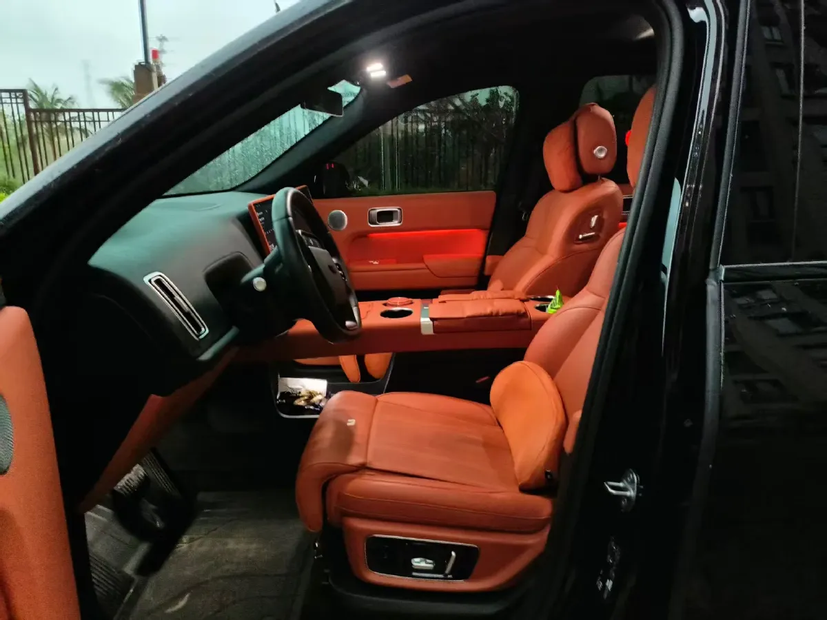 2024 Toyota Granvia 2.5L 189HP L4 E-CVT Hybrid,autocango,china used car exporter,china ev exporter,chinese used car exporter,chinese used ev exporter