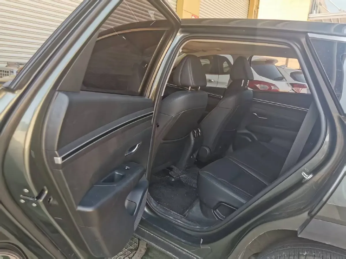 2021 Hyundai Tucson 1.5T 200HP L4 7DCT,autocango,china used car exporter,china ev exporter,chinese used car exporter,chinese used ev exporter
