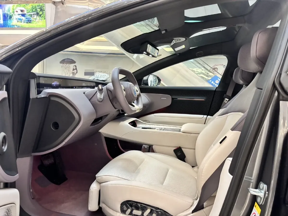 2025 Avatr 12 1.5T 156HP L4 REEV 39.05KWH,autocango,china used car exporter,china ev exporter,chinese used car exporter,chinese used ev exporter