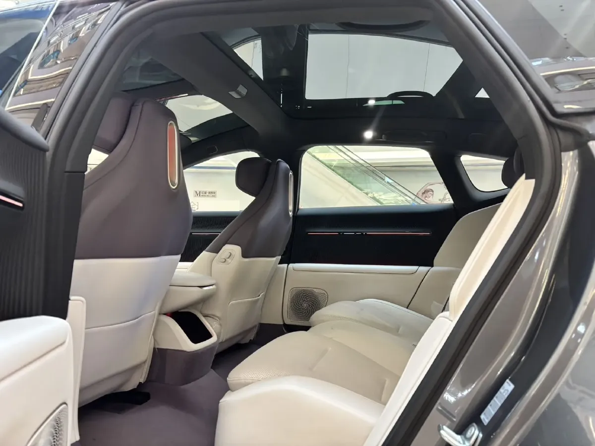 2025 Avatr 12 1.5T 156HP L4 REEV 39.05KWH,autocango,china used car exporter,china ev exporter,chinese used car exporter,chinese used ev exporter