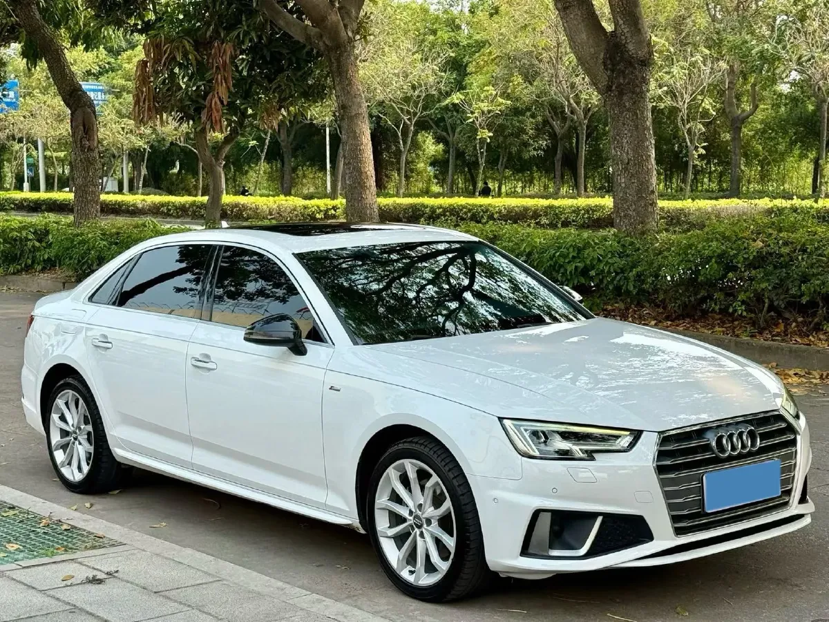 2019 Audi A4L 2.0T 190HP L4 7DCT,autocango,china used car exporter,china ev exporter,chinese used car exporter,chinese used ev exporter