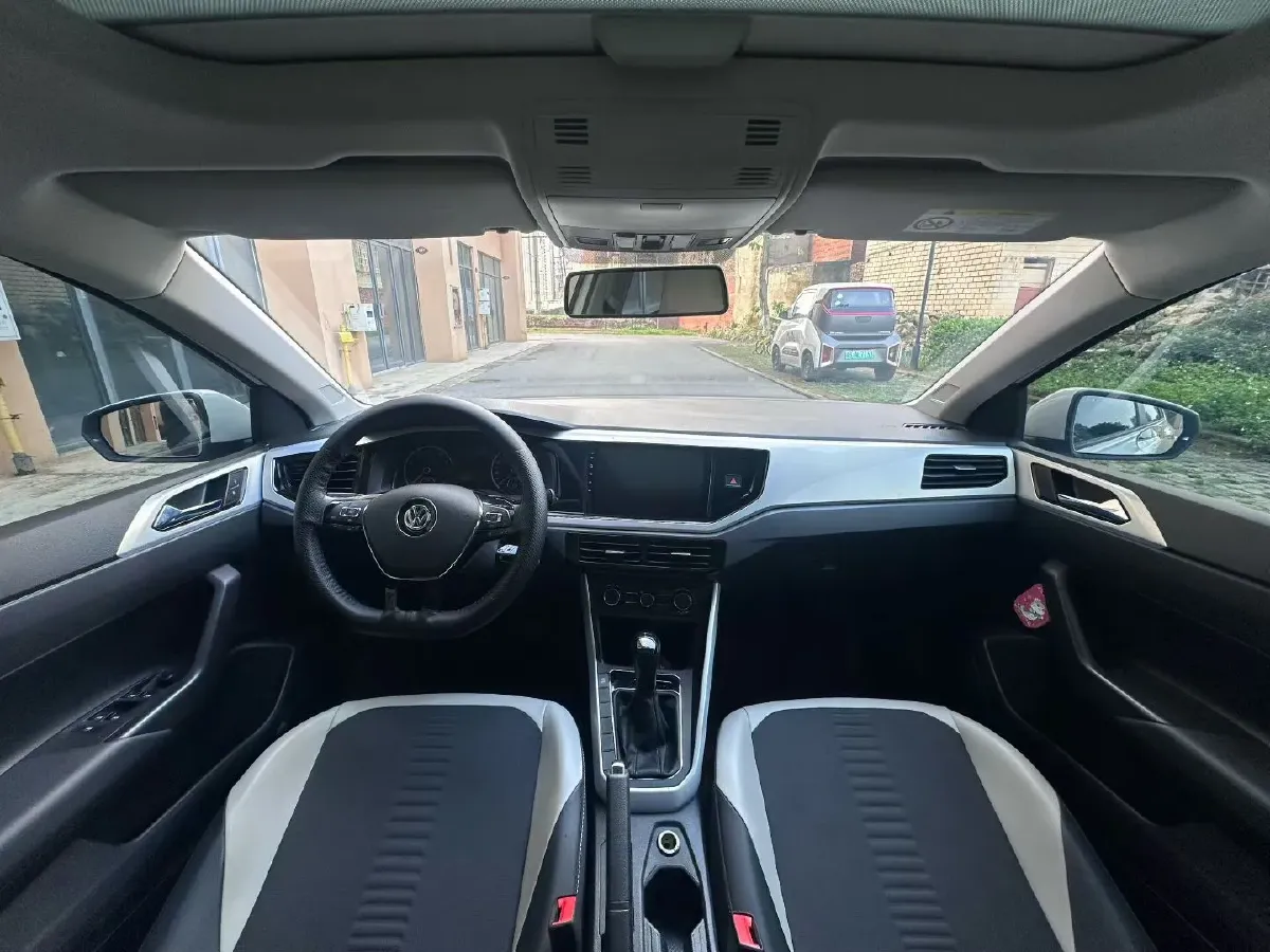 2019 Volkswagen Polo 1.5L 113HP L4 6AT,autocango,china used car exporter,china ev exporter,chinese used car exporter,chinese used ev exporter