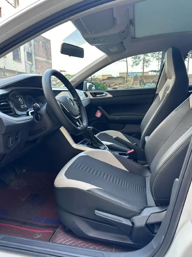 2019 Volkswagen Polo 1.5L 113HP L4 6AT,autocango,china used car exporter,china ev exporter,chinese used car exporter,chinese used ev exporter