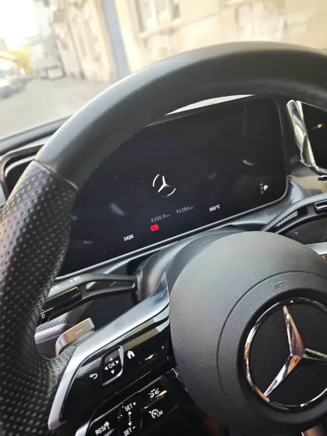 2023 Mercedes-Benz C Class 1.5T 204HP L4 9AT,autocango,china used car exporter,china ev exporter,chinese used car exporter,chinese used ev exporter