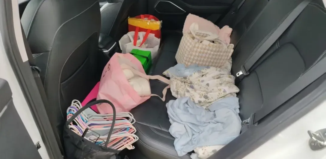 2022 Geely Emgrand 1.5L 114HP L4 CVT,autocango,china used car exporter,china ev exporter,chinese used car exporter,chinese used ev exporter