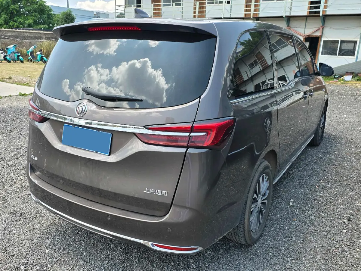 2023 Buick GL8 2.0T 237HP L4 9AT,autocango,china used car exporter,china ev exporter,chinese used car exporter,chinese used ev exporter