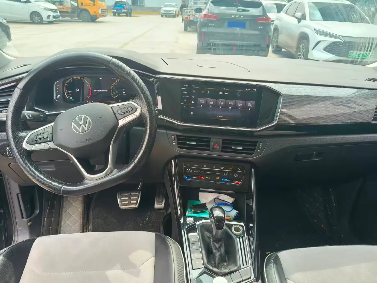 2020 Volkswagen Tayron X 2.0T 186HP L4 7DCT,autocango,china used car exporter,china ev exporter,chinese used car exporter,chinese used ev exporter